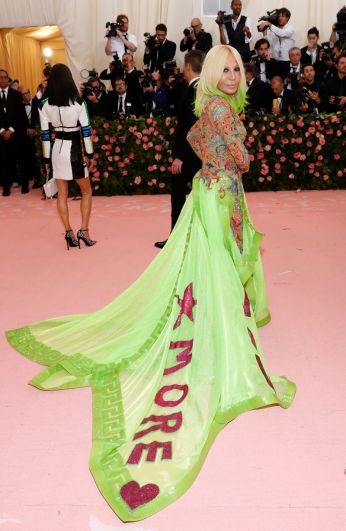 Глава модного дома Versace Донателла Версаче.