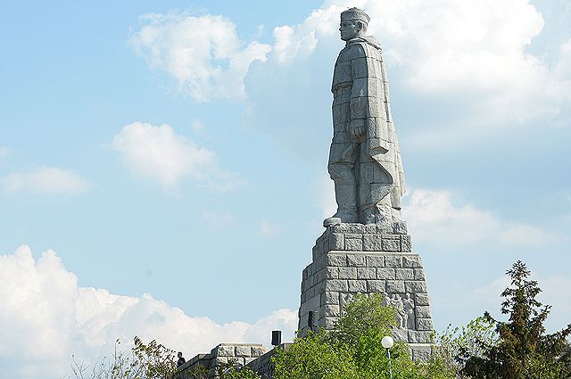 Монумент в память советских воинов-освободителей «Алеша» на Холме освобождения в Пловдиве.