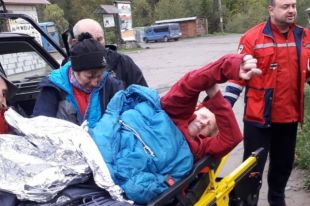 В Карпатах спасатели спасли туристку из Чехии, которая была без сознания