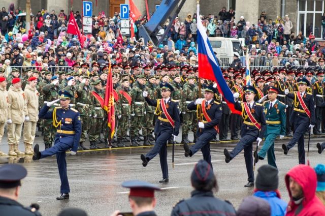 Красноярск отмечает 74-ую годовщину Победы.