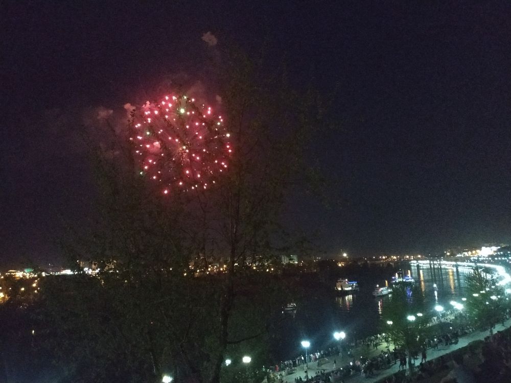 Салют в Тюмени, 9 мая 2019.