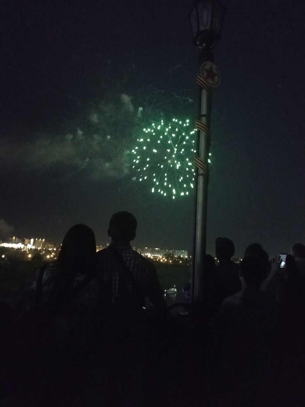 Салют в Тюмени, 9 мая 2019.
