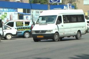 В Мелитополе пассажиры устроили разборки в салоне маршрутки