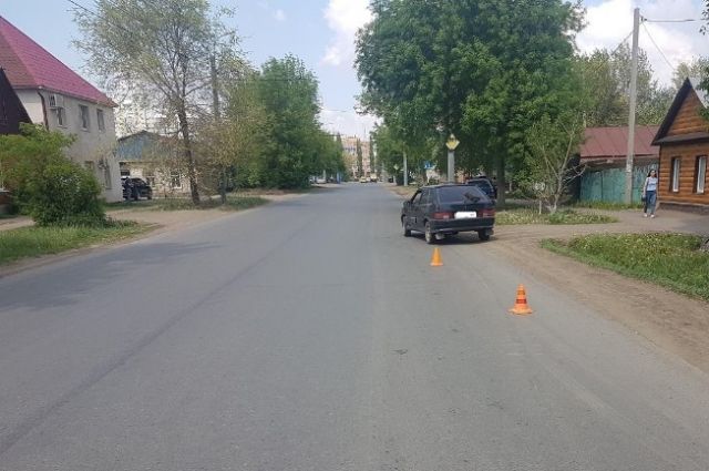 Выбежал на дорогу: в Оренбурге водитель «ВАЗа» сбил 6-летнего ребенка