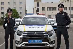 Патрульная полиция Украины получила 83 новых японских автомобиля