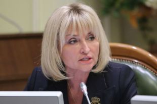 Ирина Луценко подала в отставку с должности представителя президента в Раде