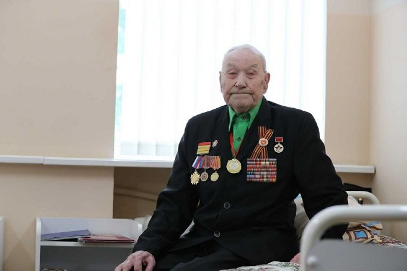 Фронтовик Максим Иванович Шпицин получил от премьера приглашение на празднование 75-летия Великой Победы.