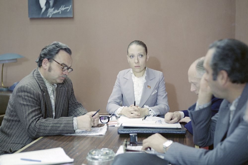 Картина «Прошу слова» (1975) была удостоена награды Международного кинофестиваля в Карловых Варах (1976) и приза Международного кинофестиваля в Барселоне (1977).