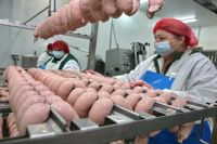 Сырьё для местной продукции приходится закупать в большой России.