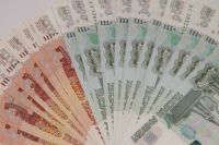 В расчёте на одного работника сумма просроченной задолженности равна 13,1 тысячи рублей.