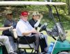 Синдзо Абэ и Дональд Трамп в гольф-клубе Mobara Country Club.