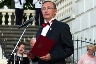 Президент форума «Золотой Витязь», народный артист России Николай Бурляев на торжественной церемонии Открытия XХVII Международного Кинофорума «Золотой Витязь» в Севастополе. 2018 г.
