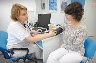 Врачи назвали первые признаки гипертонии