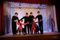 Народный театр кукол «Премьер» из Братского района за шоу-программу «Весенний каламбур» получил диплом I степени.