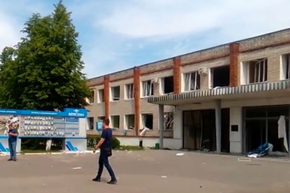 Проходная завода «Кристалл» в Дзержинске.