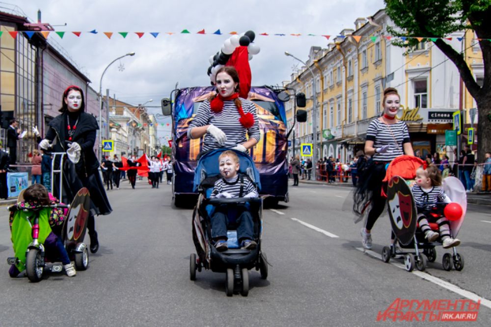 «Приз зрительских симпатий» достался колонне портала для родителей Иркутска и области 38mama.ru
