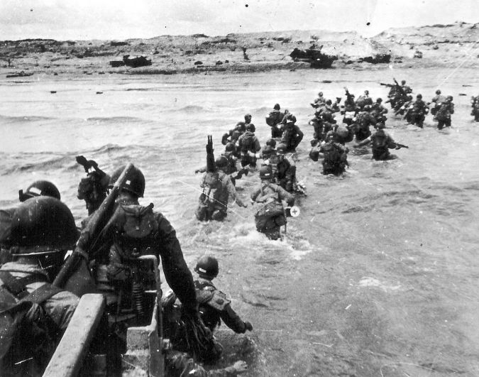 Солдаты на пляже «Юта».