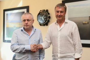 «Динамо» продлило контракт с Хацкевичем на два года