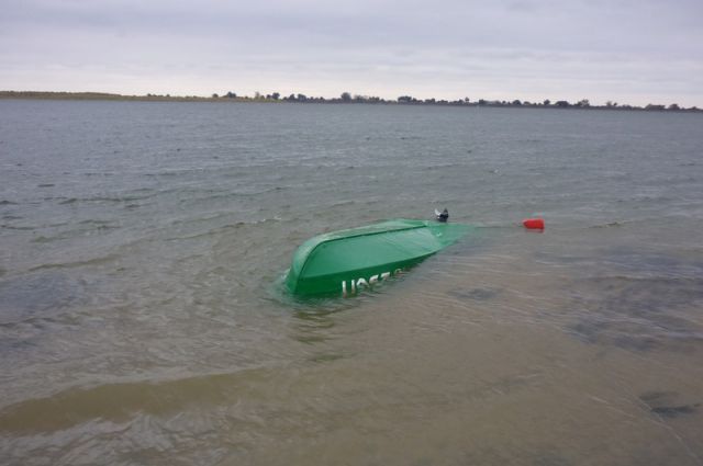 В Тазовском утонули отец с сыном-подростком, спасательный жилет не помог