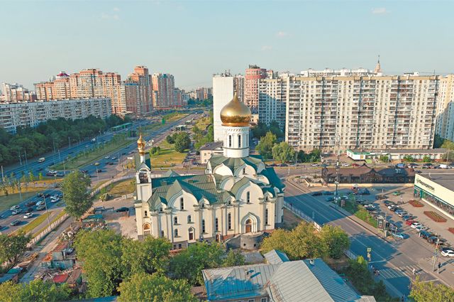 Храмы в раменках в москве. Храм Андрея Рублева в Раменках. Храм преподобного Андрея Рублёва в Раменках. Церковь на Мичуринском проспекте Раменки. Храм на Мичуринском проспекте Андрея Рублева.