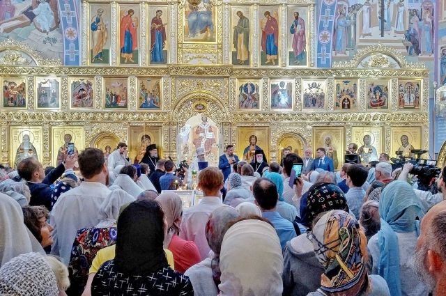 Открытие храма приурочили к большому Светлому православному празднику Вознесения Господня, которое отмечается на 40-й день после Великой Пасхи и всегда приходится на четверг.