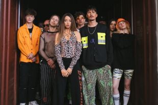 Безудержное веселье и патихард: почему новый клип «Время и Стекло» - VISLOVO о всех нас?