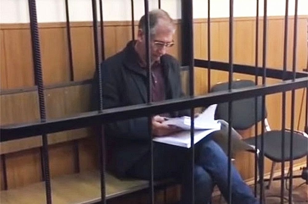 Начальник Северо-Западного управления Ростехнадзора Григорий Слабиков подозревается в получении денег от представителей строительных саморегулируемых организаций (СРО) в рамках дела о хищении почти 5 млрд рублей из их компенсационных фондов.