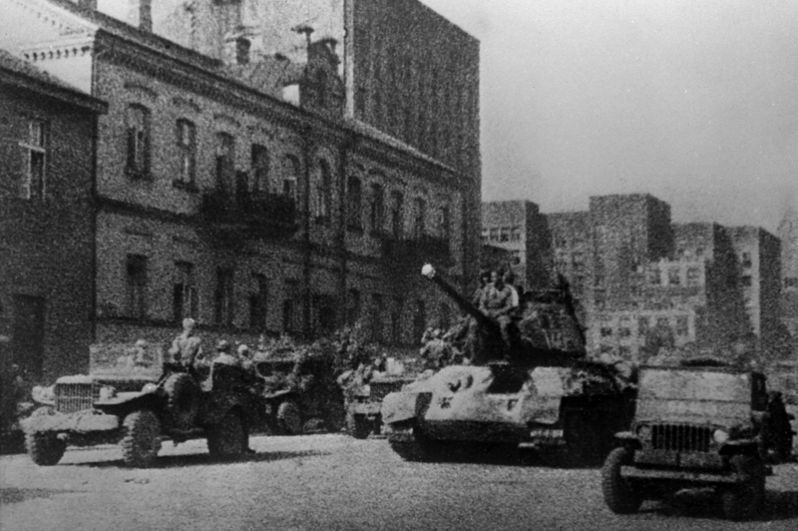 Вступление частей Красной Армии в Минск.