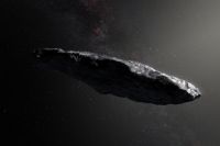 Первый известный межзвёздный астероид Оумуамуа в представлении художника.