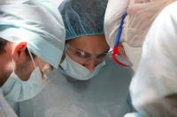 Хирурги помогли вылечить катаракту почти семи сотням тюменцев 