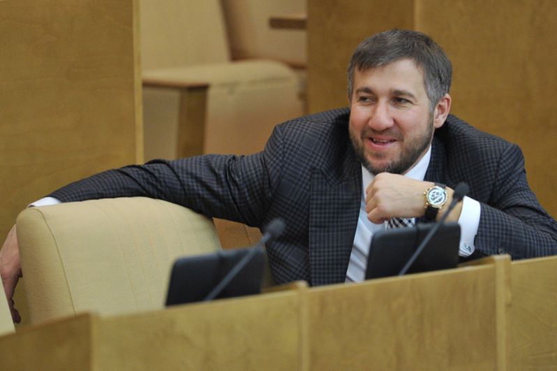 Замыкает пятерку лидеров депутат Госдумы Григорий Аникеев, задекларировавший 2,32 миллиарда рублей.