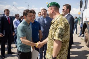 Владимир Зеленский на КПВВ «Чонгар»