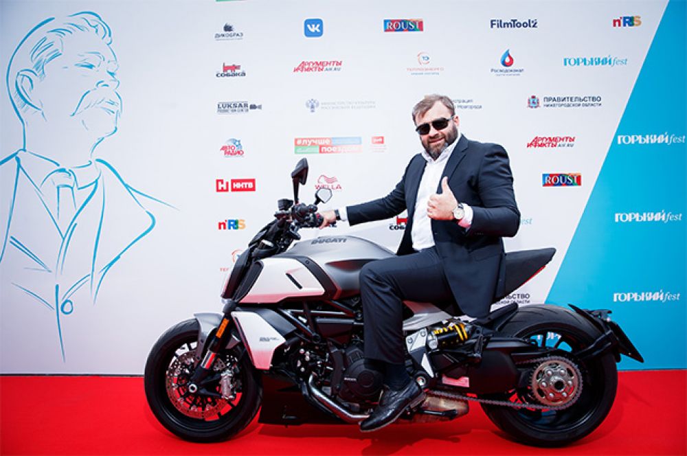 Михаил Пореченков.