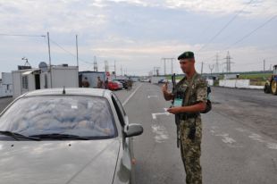 Названы две главные проблемы КПВВ на Донбассе
