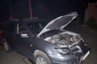 В Никополе взорвали автомобиль предпринимателя