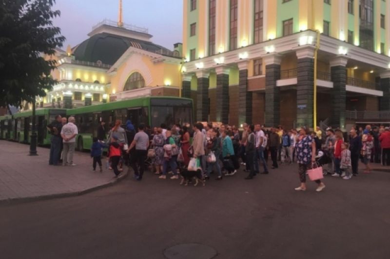 В Красноярск прибыл электропоезд в жителям Ачинского района.