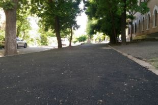 В этом году в Киеве планируют заасфальтировать 800 дворов