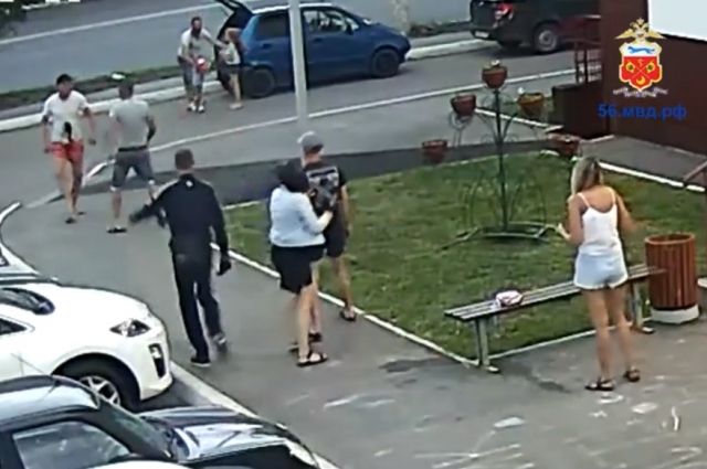 В Оренбурге задержан напавший с ножом местный житель.