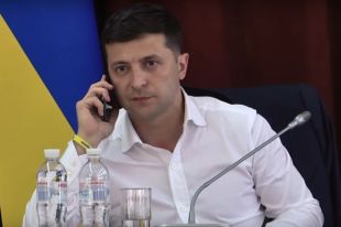 Зеленский рассказал подробности телефонных разговоров с Путиным и Макроном