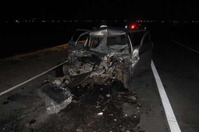 В Новоорском районе в ДТП с «КамАЗом» погиб водитель «Лады»