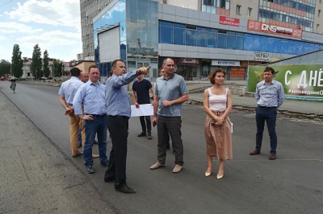 Врио губернатора Оренбургской области проинспектировал ход работ на дорожных и строительных объектах. 