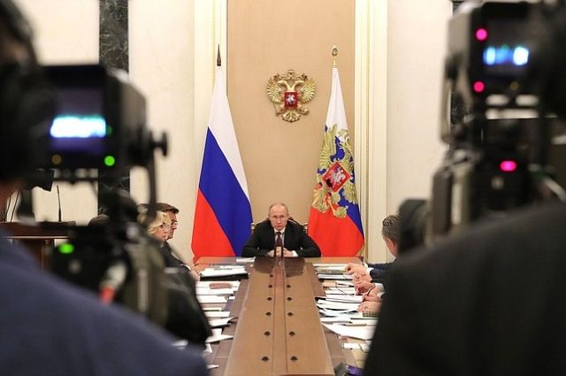Владимир Путин заявил о продолжении развития дорожной сети Калининградской области
