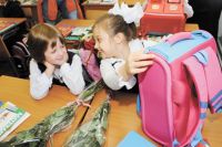  В Красноярске сразу же был открыт пункт сбора гуманитарной помощи для детей.