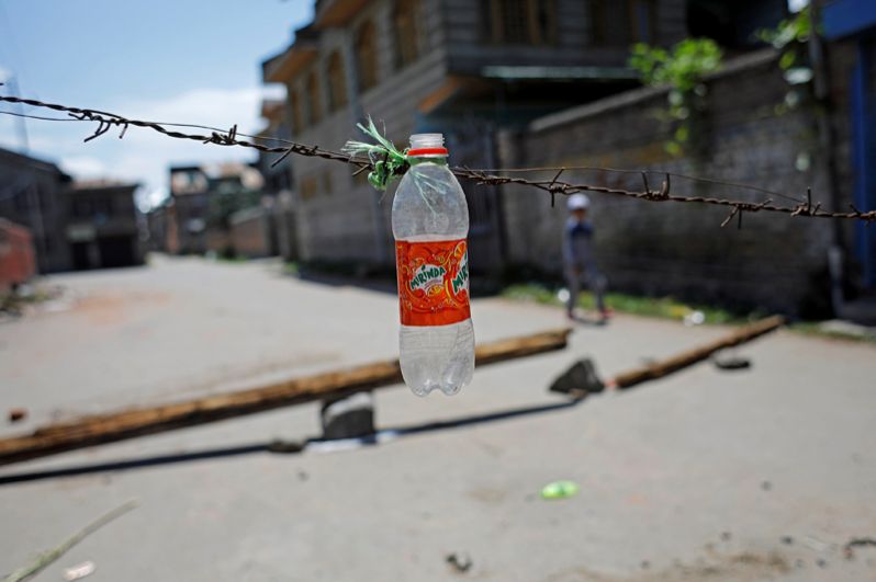 Заграждения на улицах Сринагара.