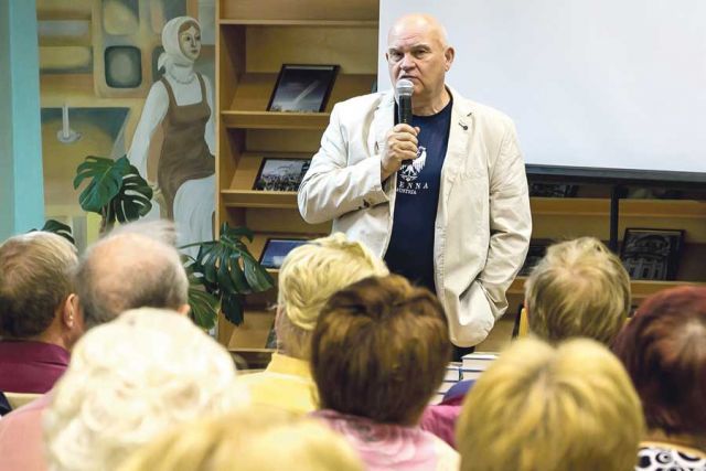 Писатель Александр Лапин в Калуге частый гость.