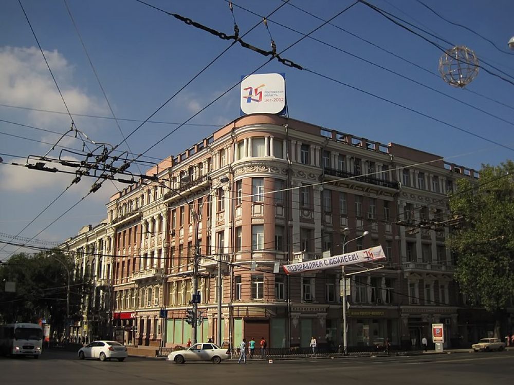 Доходный дом Карапета Чернова, Б. Садовая улица, дом 69, здание РГЭУ (РИНХ).