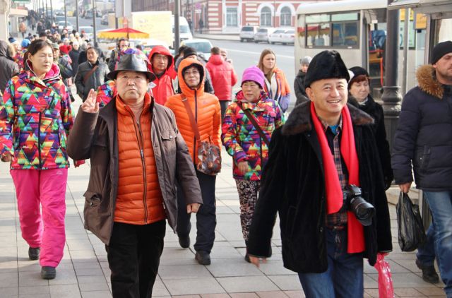 Китайцы - самые многочисленные туристы в наших краях.