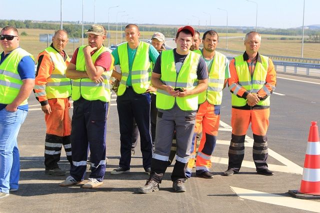Автомагистраль к «Платову» стала более удобной и безопасной.