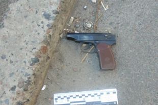 В Киеве вооруженные пистолетом студенты избили и ограбили мужчину