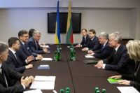 Курс на евро: Зеленский встретился с президентом Литвы